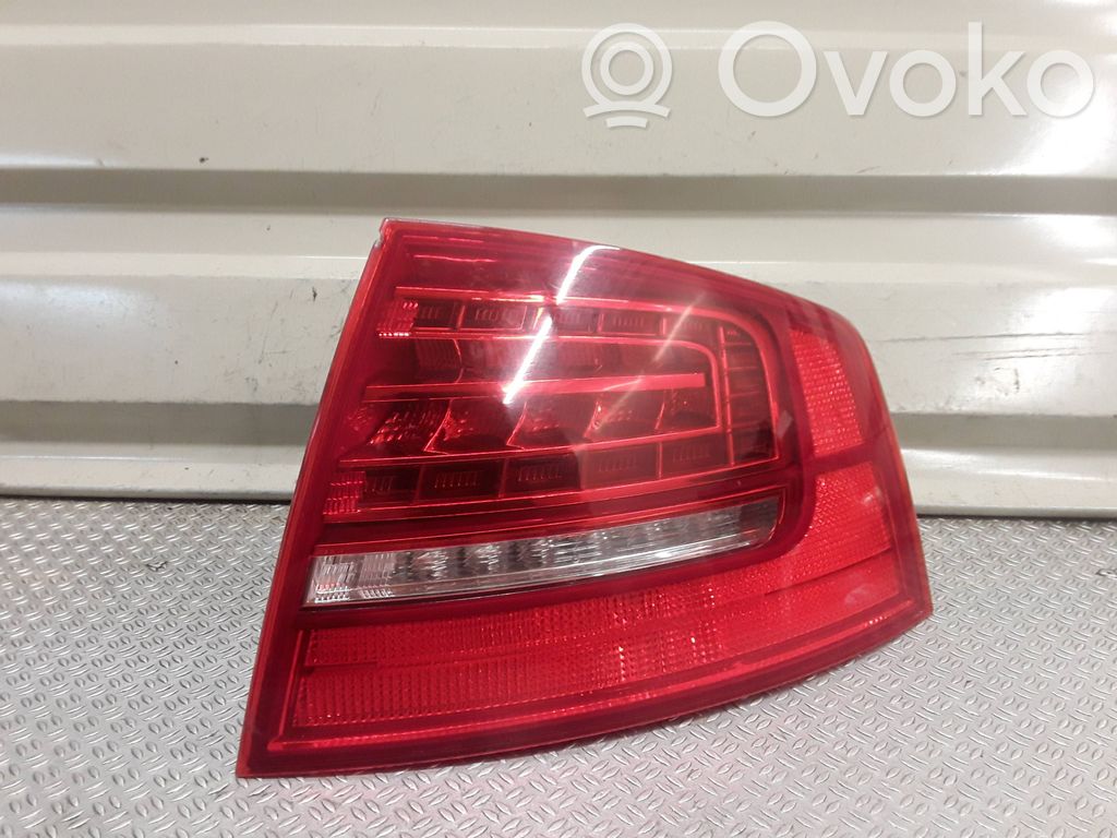 Audi A8 S8 D3 4E Rear/tail lights 