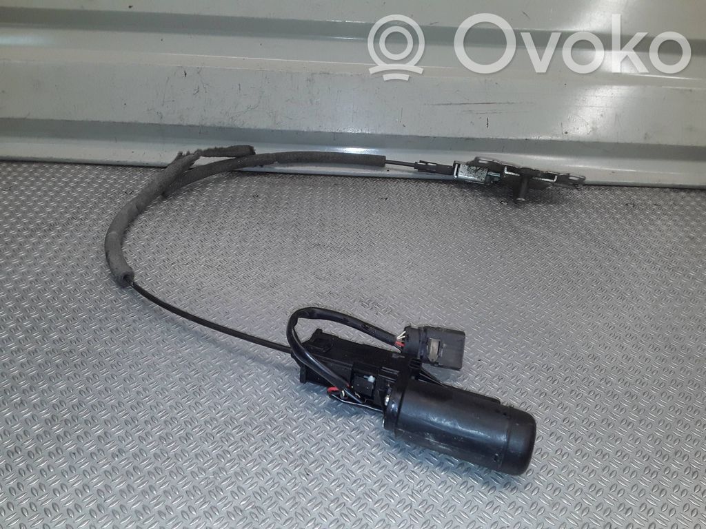 Audi A8 S8 D3 4E Aizmugurējā pārsega pievilcējs 