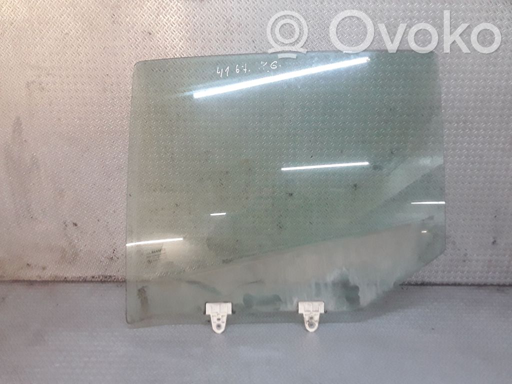 Takaoven ikkunalasi