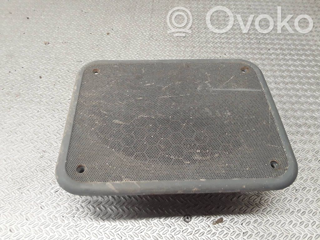 Rear door speaker
