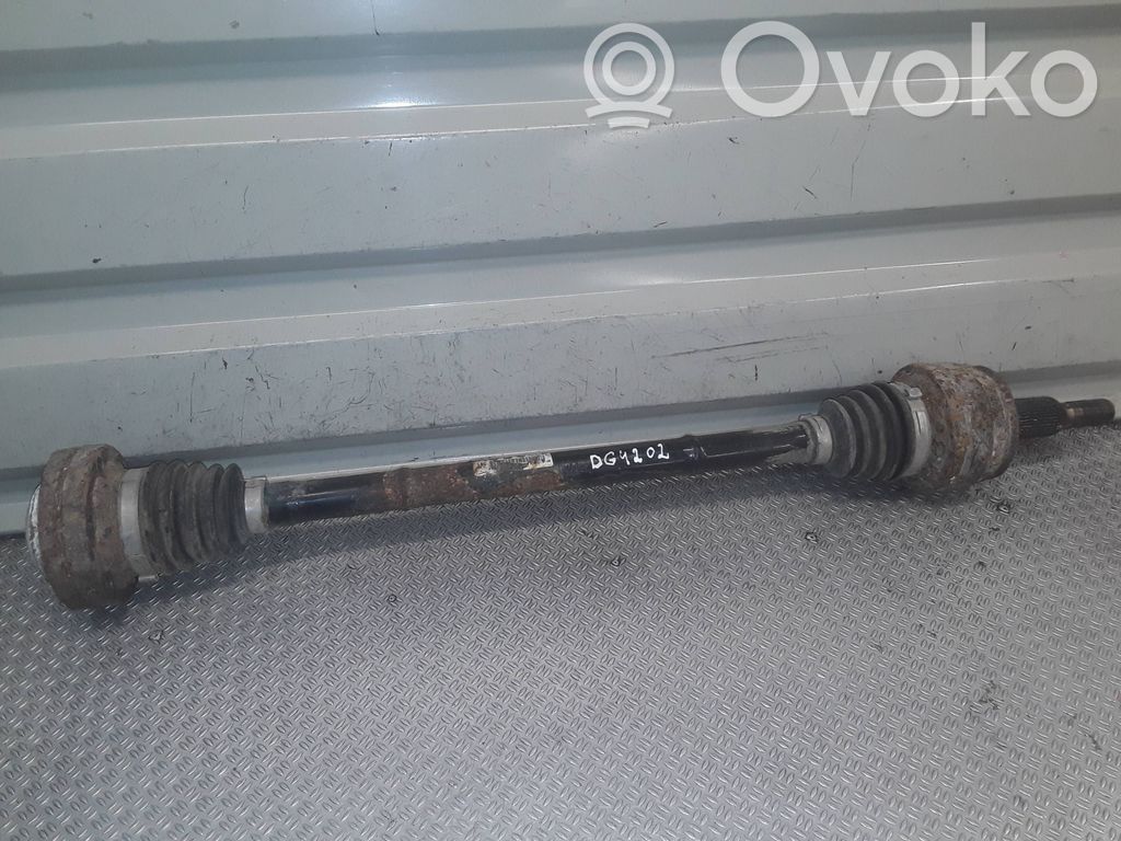 Volkswagen Transporter - Caravelle T5 Eje de transmisión trasero 
