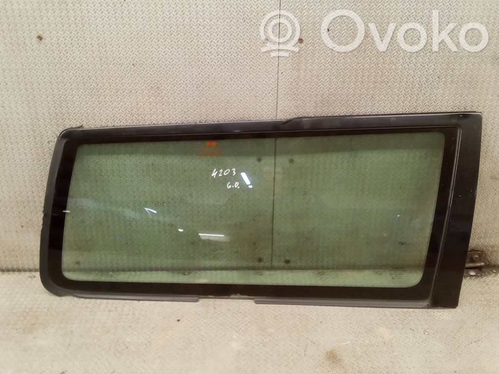 Seitenscheibe hinten   30674477