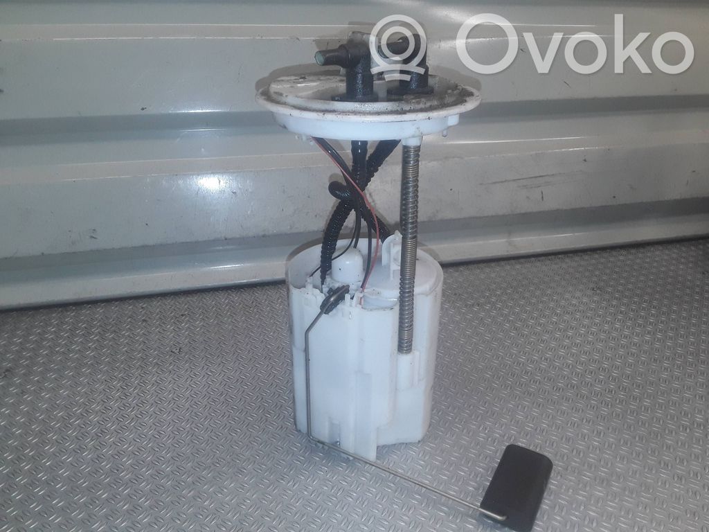 Bomba interna de combustible   13268622