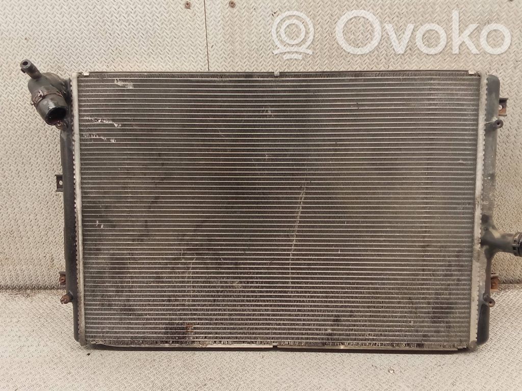Volkswagen PASSAT B6 Radiator lichid răcire 