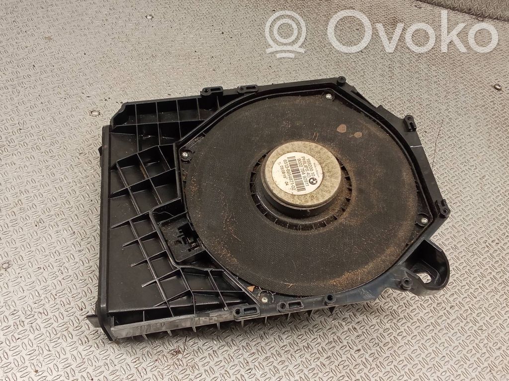 Subwoofer   6954871