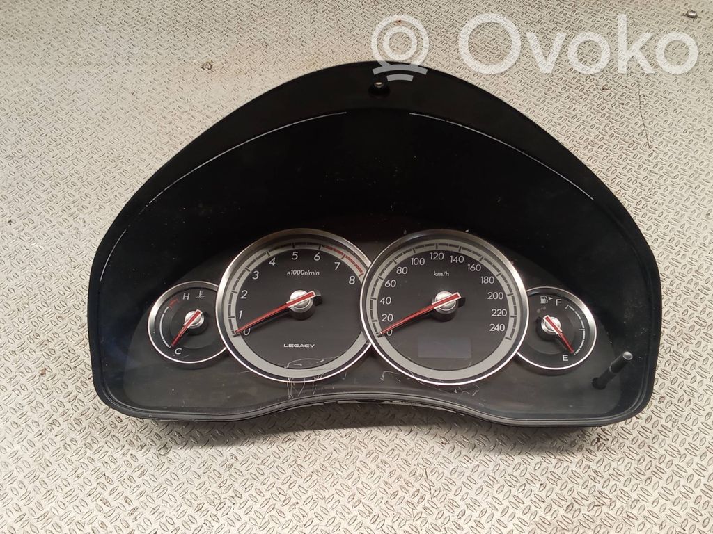 Subaru Legacy Geschwindigkeitsmesser Cockpit 