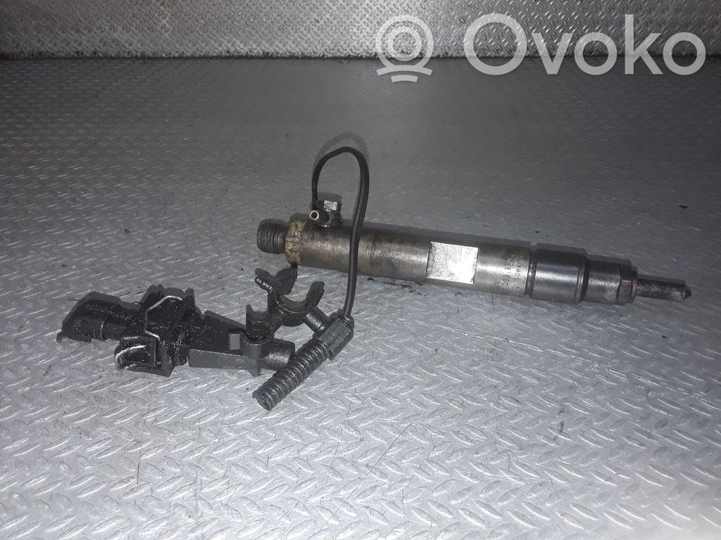 Volkswagen Golf IV Inyector de combustible 