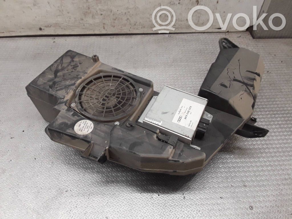 Audi A4 S4 B7 8E 8H Głośnik niskotonowy 