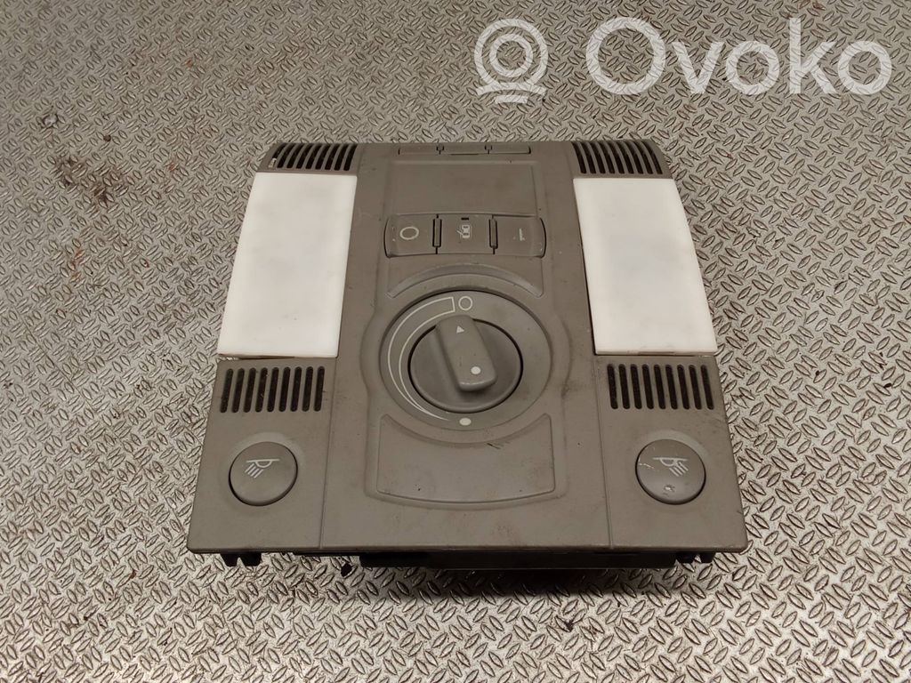 Audi A8 S8 D3 4E Luz del asiento delantero 