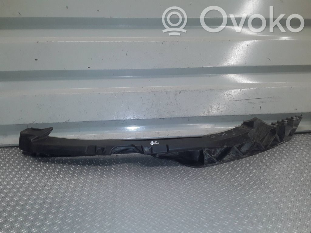 Skoda Octavia Mk2 (1Z) Uchwyt / Mocowanie zderzaka przedniego 