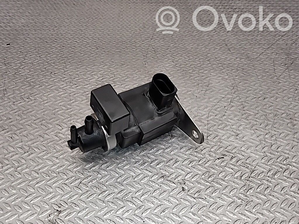 Solenoidinis vožtuvas   4E0906628