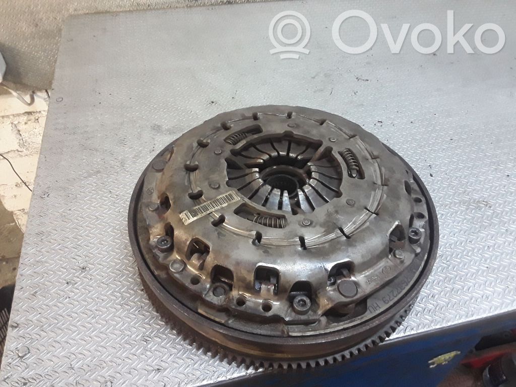 Clutch set kit   756783102