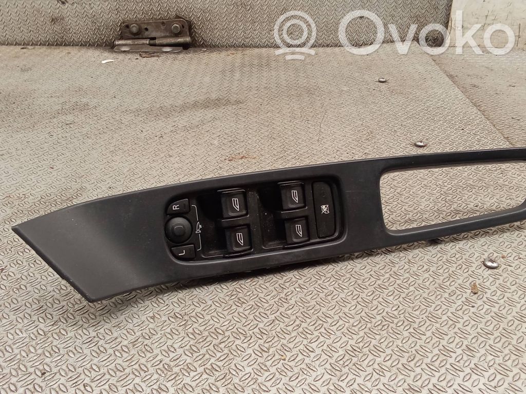 Volvo XC60 Electric window control switch 