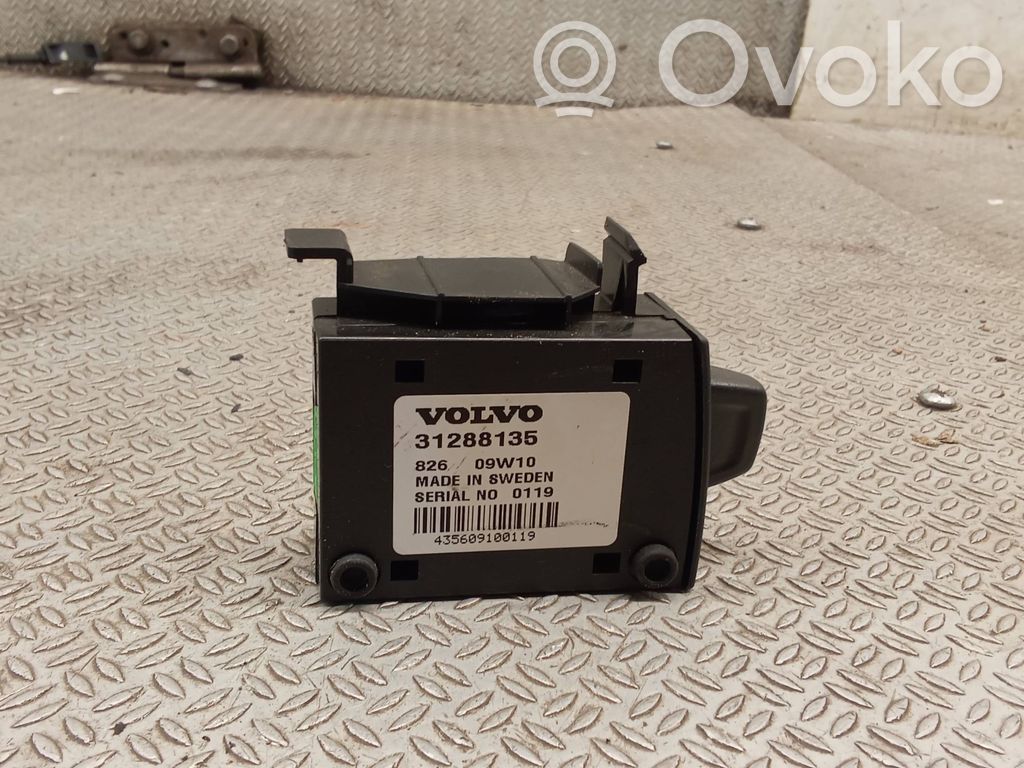 Tālruņa vadības bloks   31288135