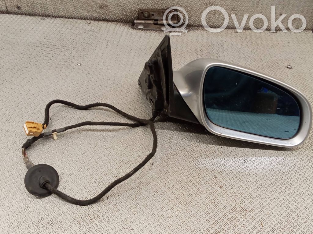 Front door electric wing mirror
