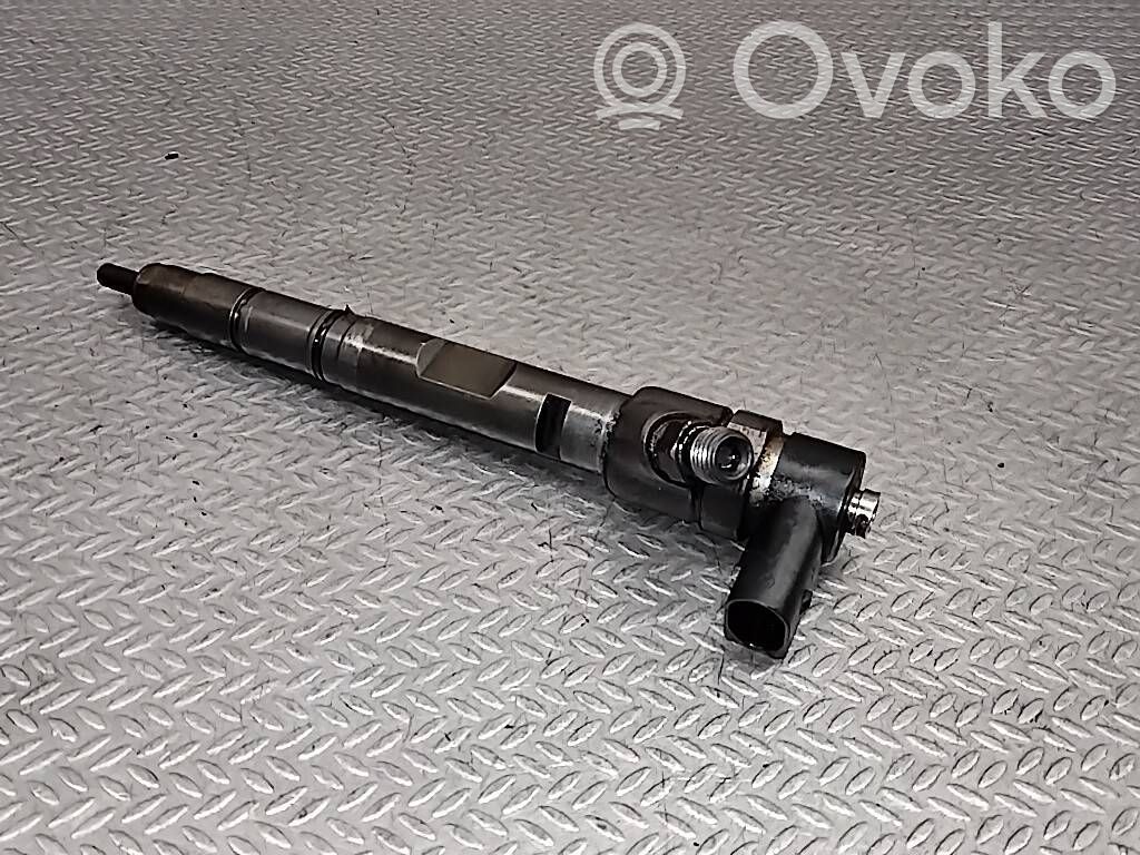Fuel injector   0445110158,057130277M