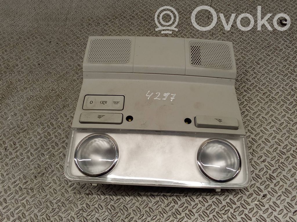 Skoda Superb B6 (3T) Etuistuimen valo 