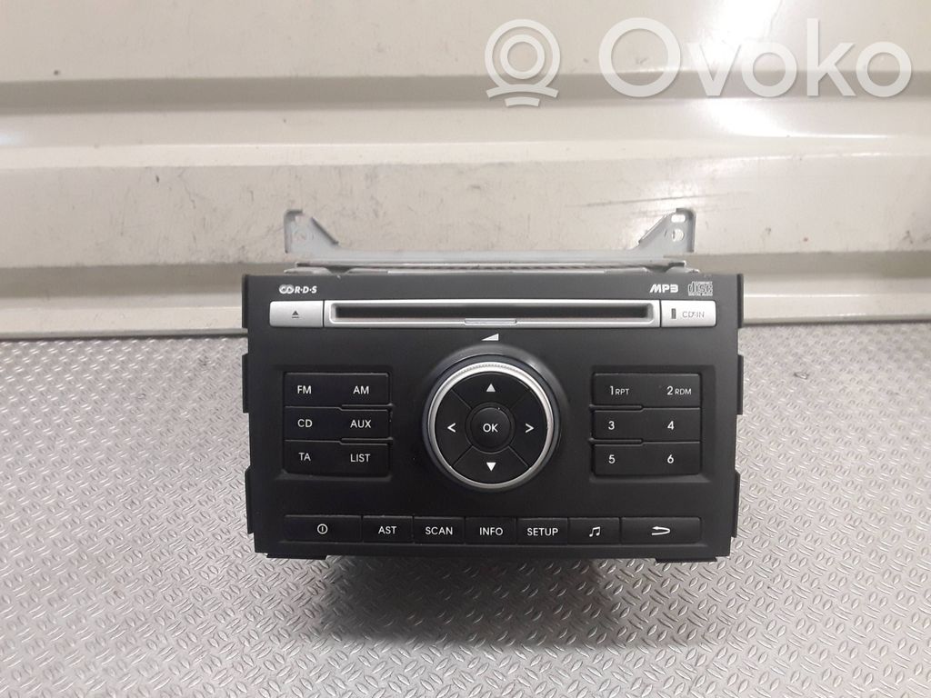 Radio / CD-Player / DVD-Player / Navigation   961601H000