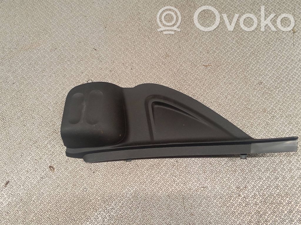Citroen C3 Отделочный щит панели (боковой) 