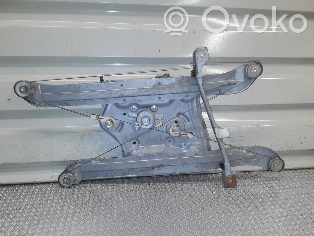 Mitsubishi Grandis Macara ușă față cu motor 