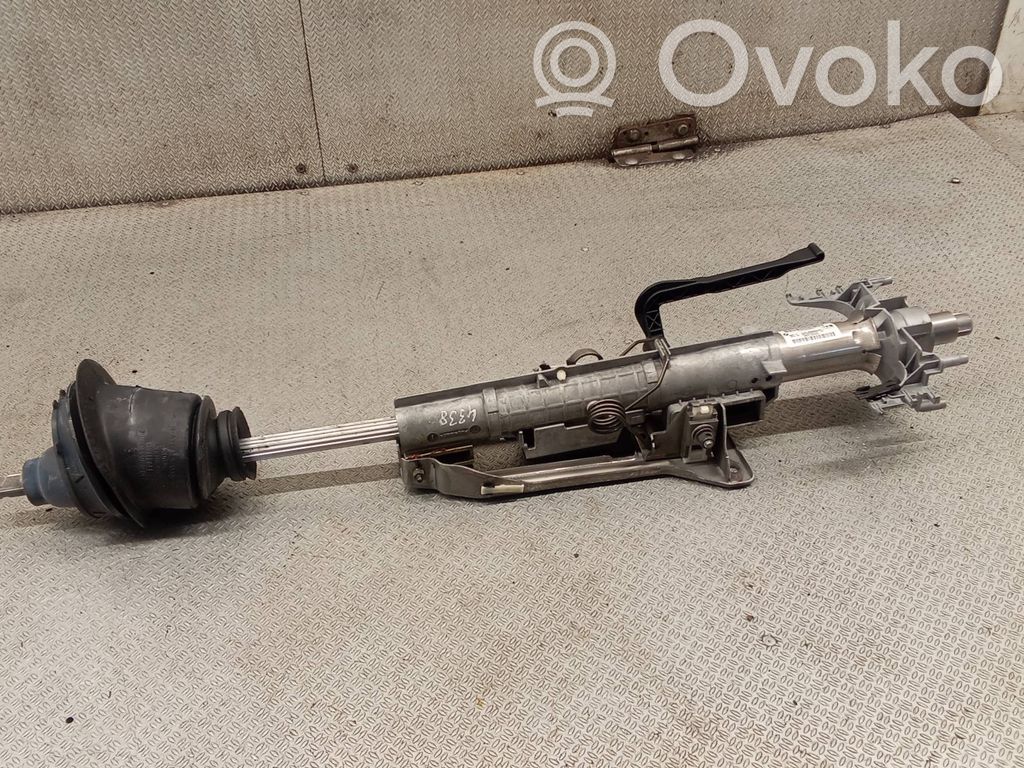 Steering wheel axle   6786891