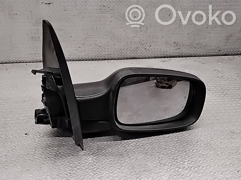 Front door electric wing mirror   E9011105