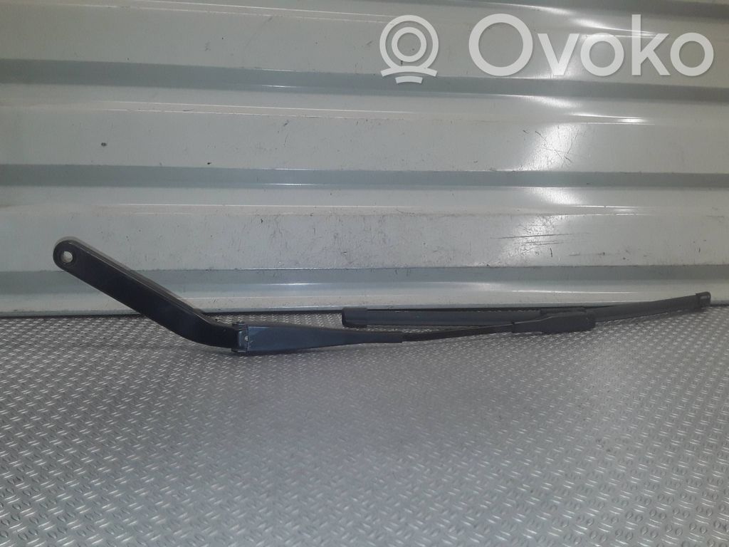 Priekinio stiklo valytuvas   7169971