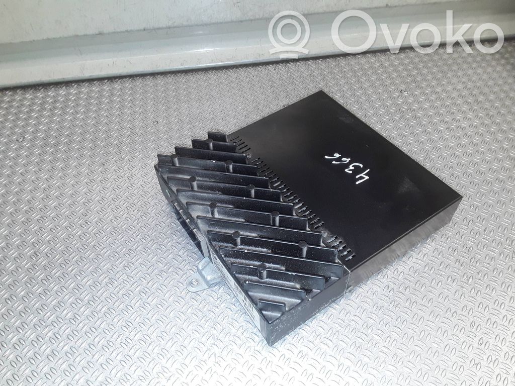 BMW 1 E81 E87 Sound amplifier 