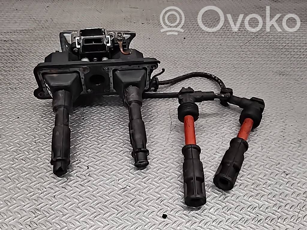 Audi A4 S4 B5 8D Bobina de encendido de alto voltaje 