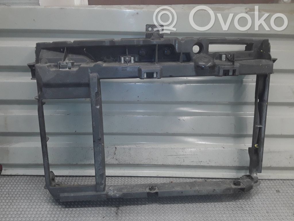 Citroen C3 Picasso Radiatoru panelis 