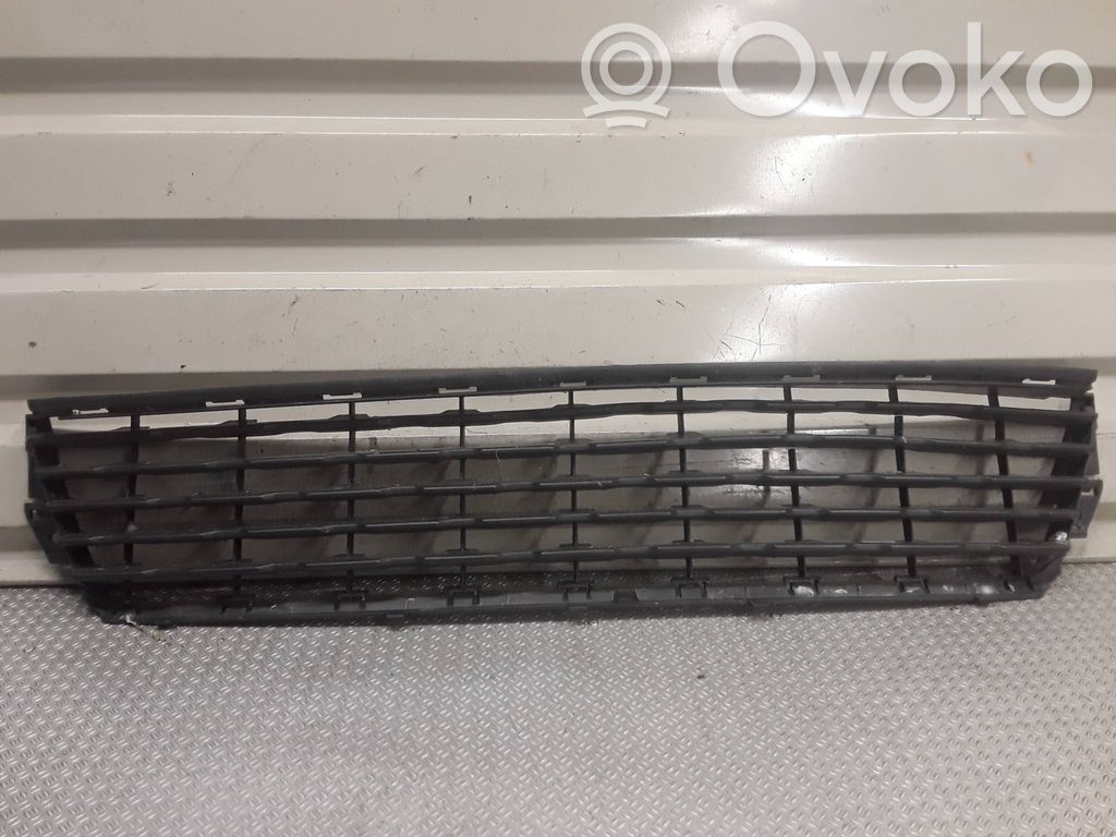 Citroen C3 Picasso Front bumper lower grill 