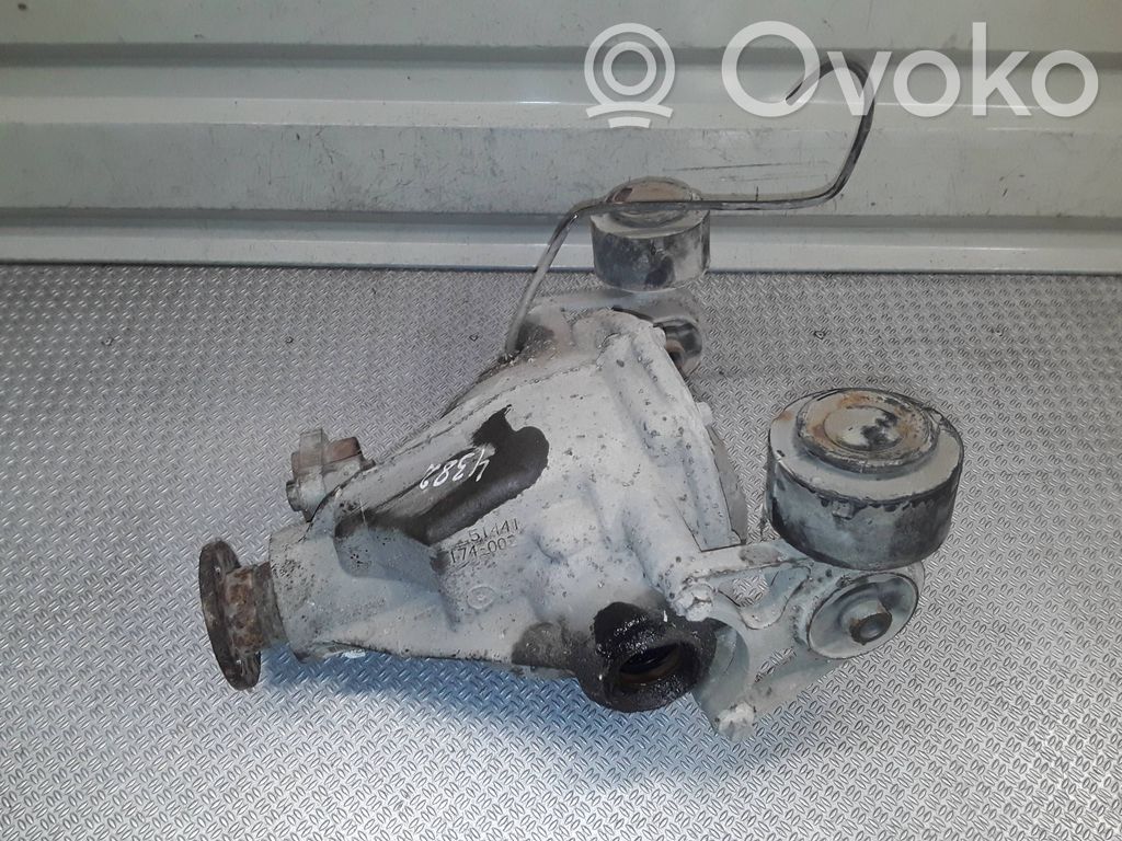 Rear differential   174002