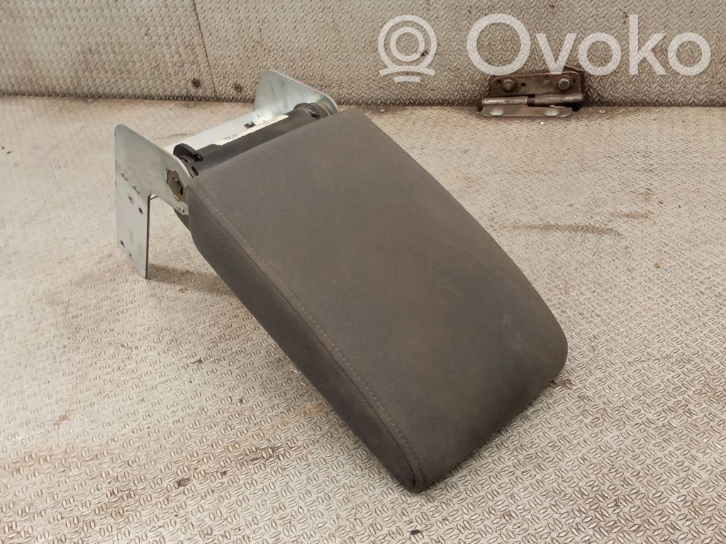 Volkswagen Golf Plus Armrest 