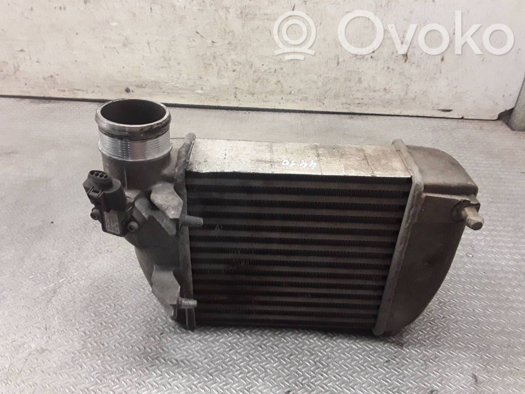 Audi A6 S6 C6 4F Interkūlerio radiatorius 
