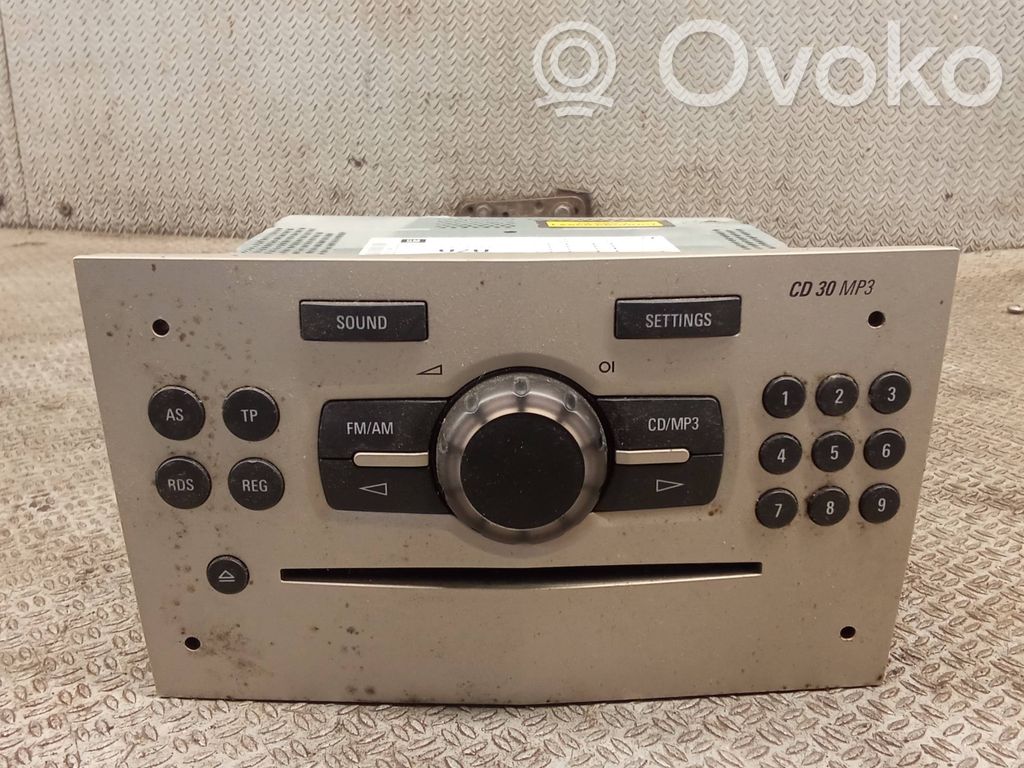 Radio/CD/DVD/GPS-pääyksikkö   13254191