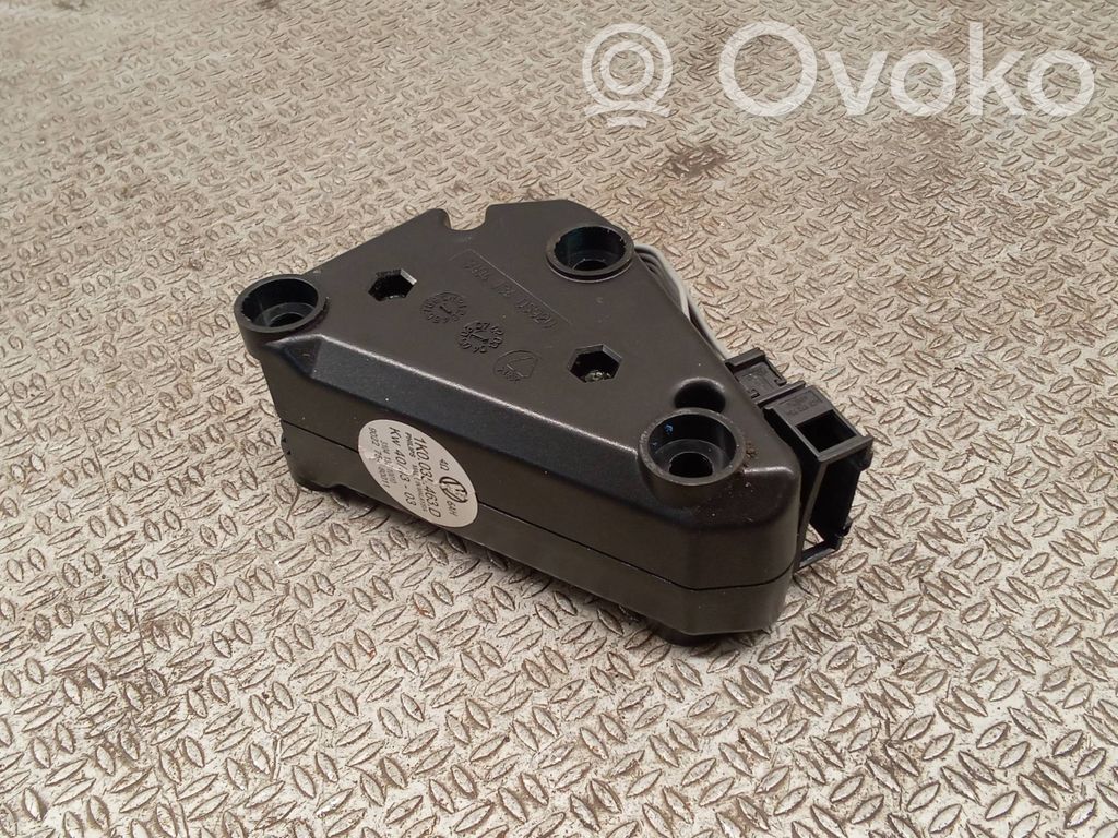 Amplificateur de son   1K0035463D