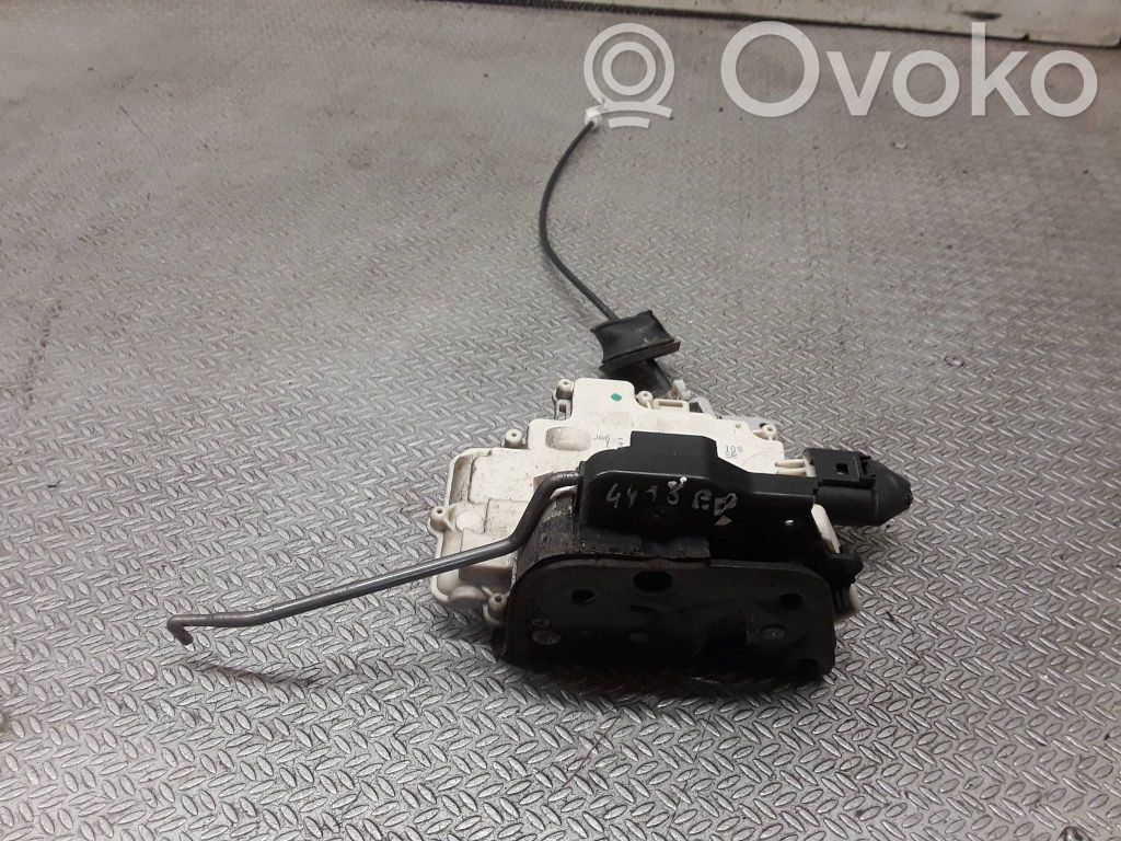 Audi A4 S4 B7 8E 8H Serratura portiera anteriore