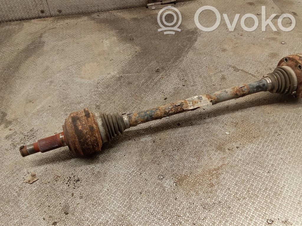 Rear driveshaft   7L8501201A