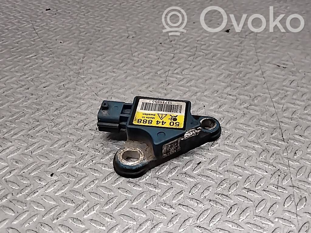 Saab 9-5 Airbag deployment crash/impact sensor 