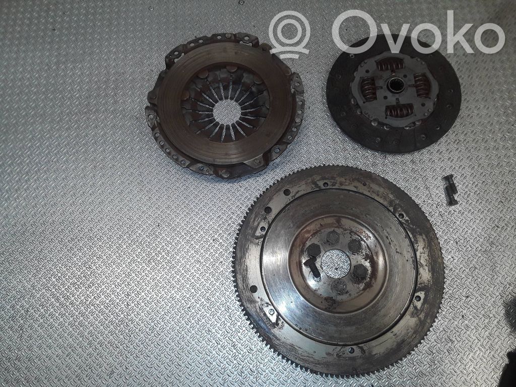 Opel Astra H Juego de embrague 