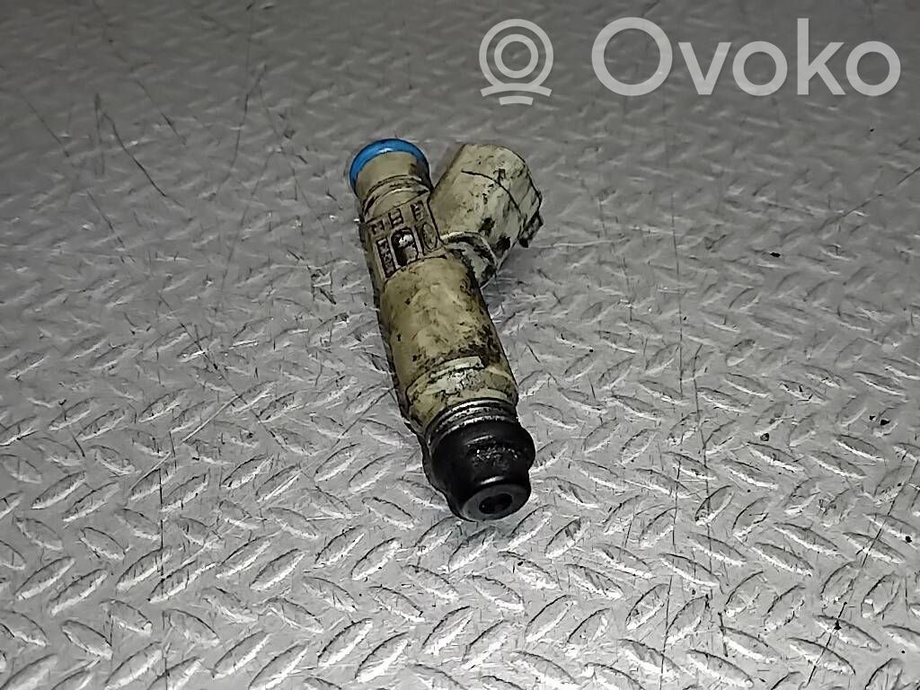 Ford Mondeo Mk III Fuel injector 