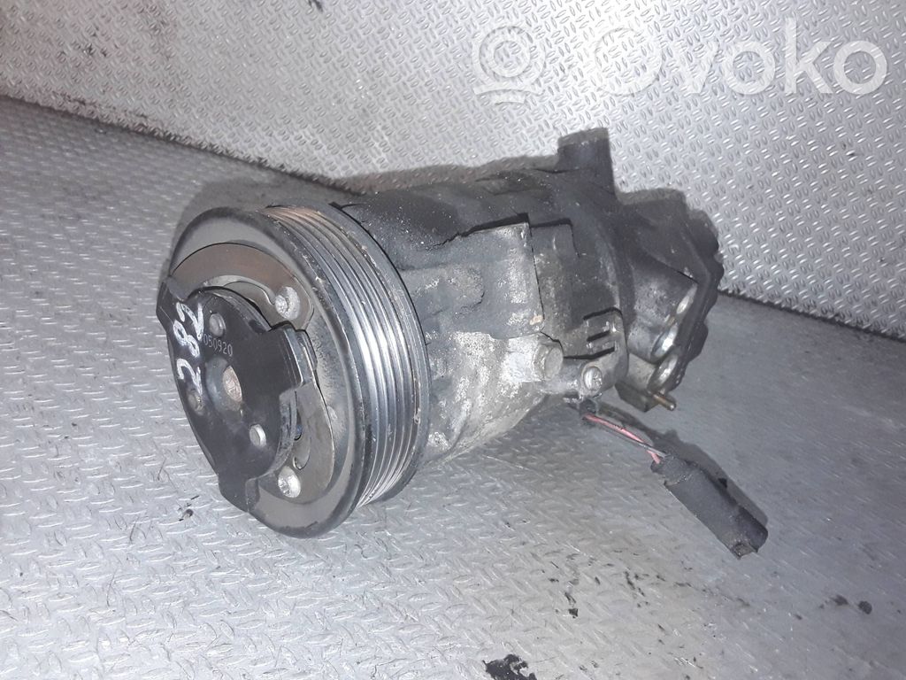 BMW 1 E81 E87 Air conditioning (A/C) compressor (pump) 