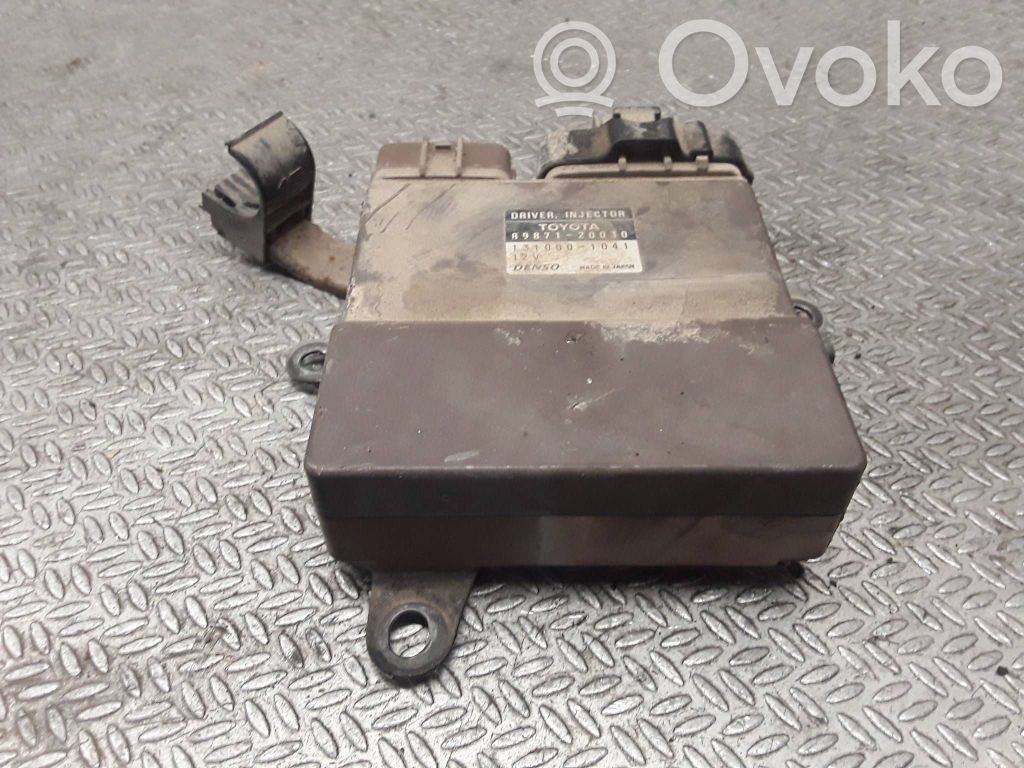 Unité / module de commande d'injection de carburant   8987120030,1310001041