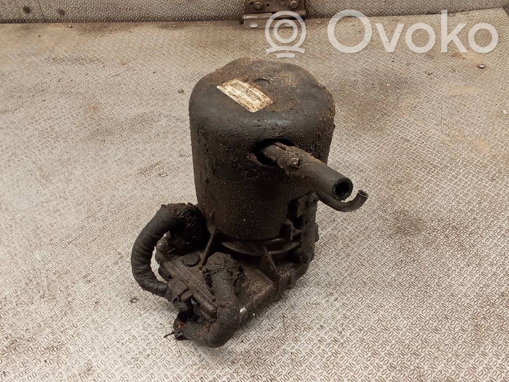 Ohjaustehostimen sähköpumppu   9685412280