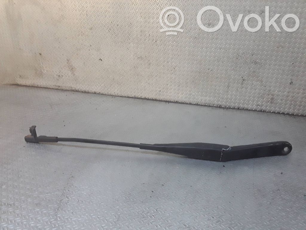 Ford Focus Front wiper blade arm 