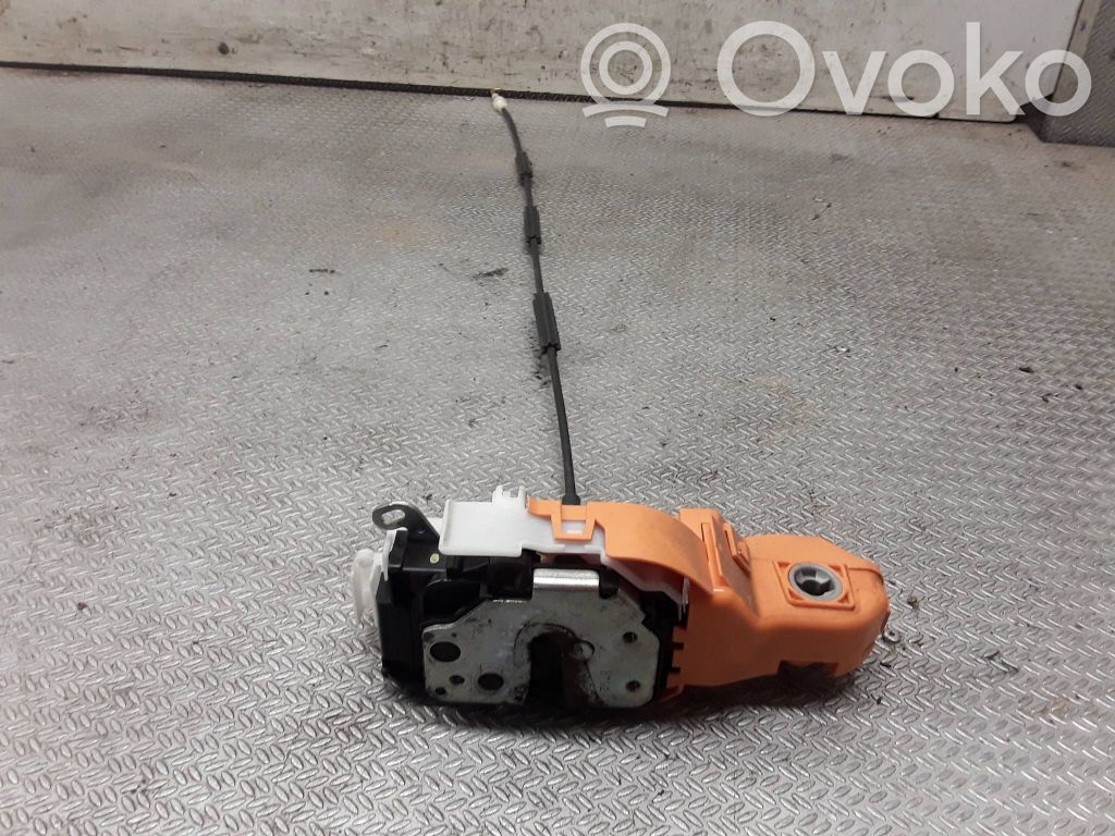 Ford Ka Priekšpusē slēdzene 
