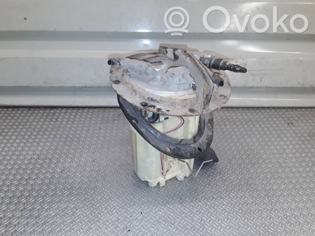 Bomba interna de combustible   42021AG000,1019618530