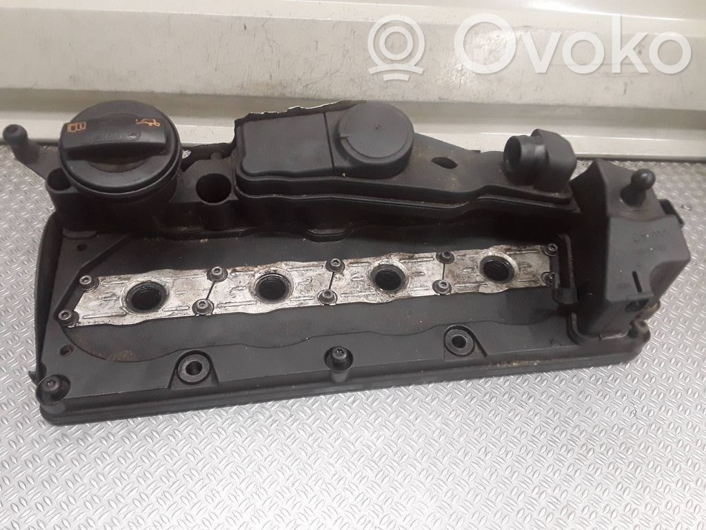 Cache culbuteur   03L103469