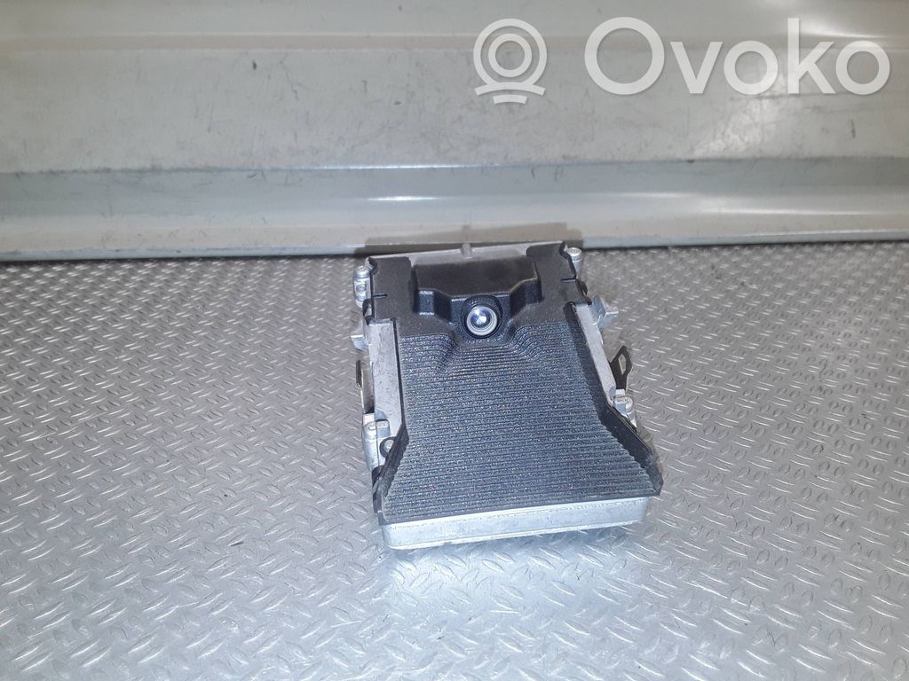 Windshield/windscreen camera   12846819