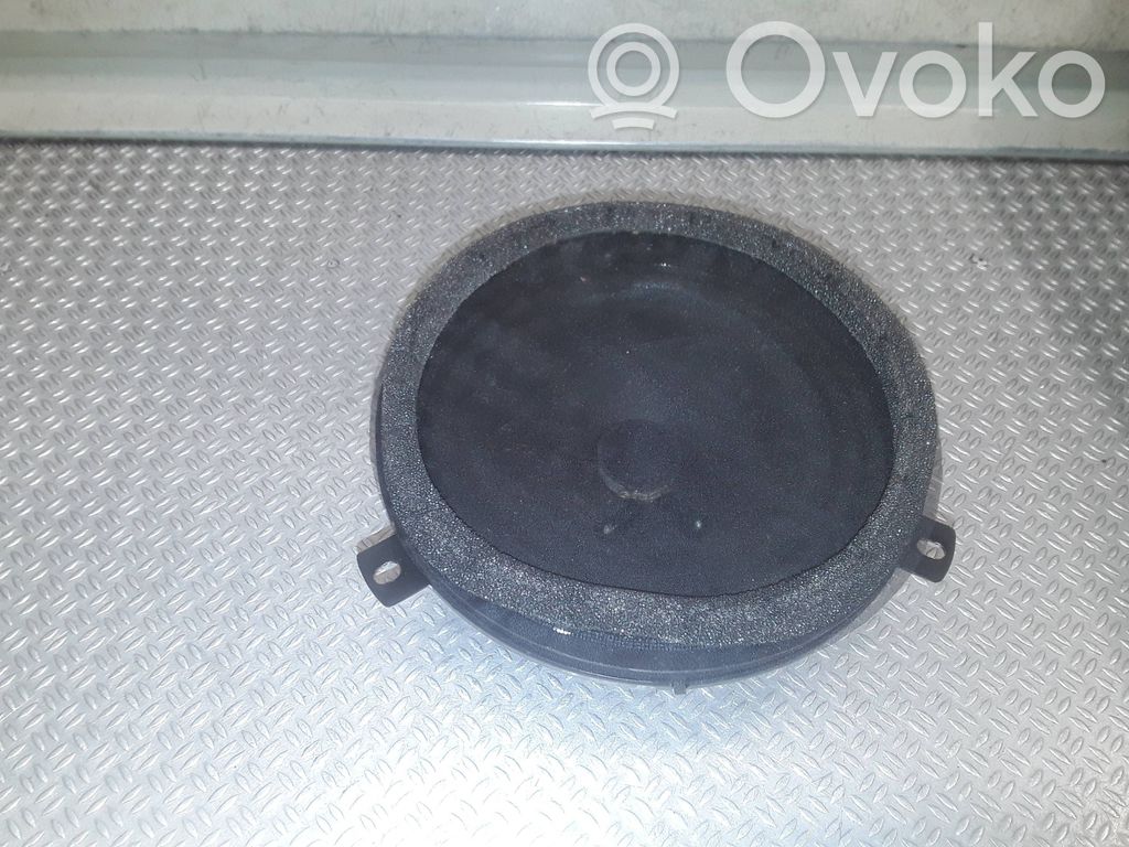 Dodge Nitro Etuoven kaiutin 